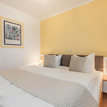 Apartment Parkresidenz Sanssouci 21 *